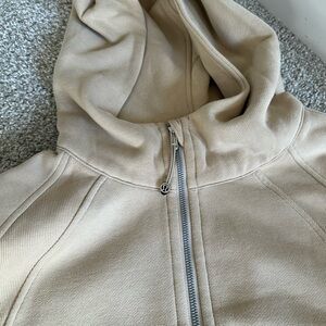 Lululemon tan Scuba sweatshirt